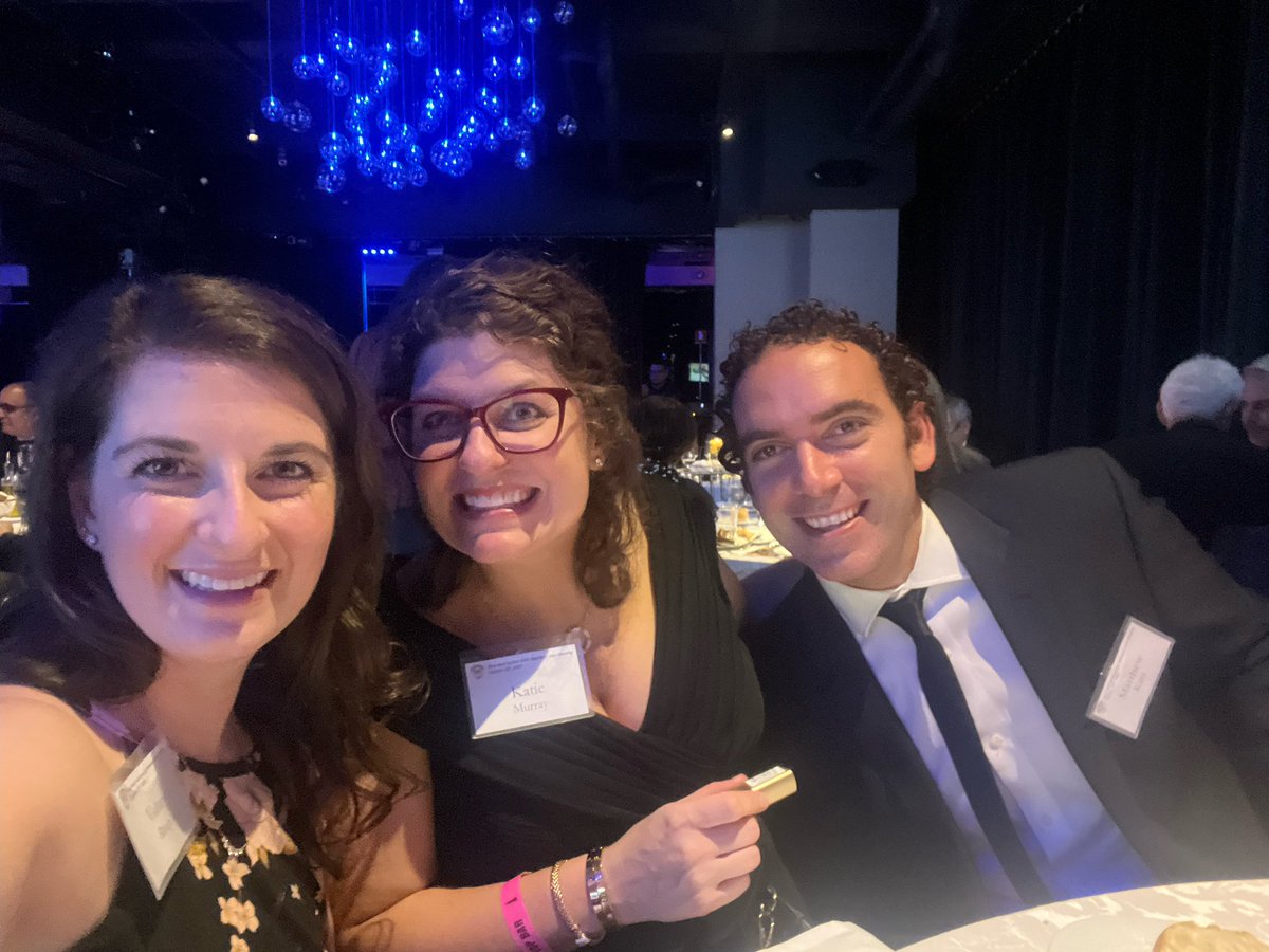 KSMurrayUro's tweet image. Great event and business meeting of the @NYSAUA @AmerUrological last night. We got to celebrate the career of Dr Lepor with friends and colleagues around the section and @NYUUrology.