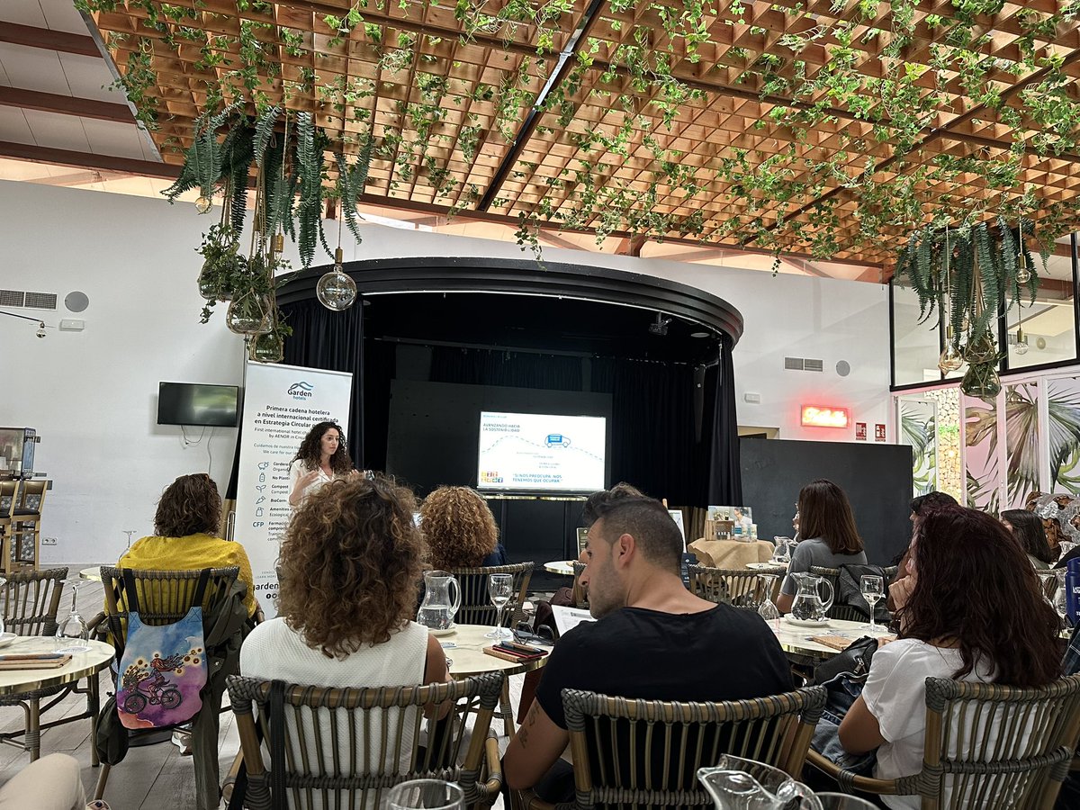 cifpjuniper's tweet image. Innovación en empresas turísticas. Tercera jornada de acogida y formación de profesorado de turismo. Red de centros de excelencia de la formación profesional. @TUISpain @MeliaHotelsInt @logitravel @TravelC_online @gardenhotels @educaciongob @EDUN_IB #MEFP #MRR #nextgeneration