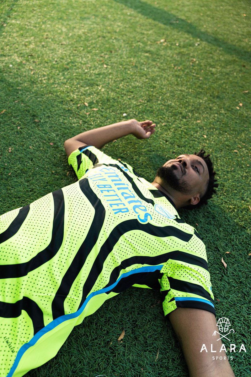 AlaraSports's tweet photo. #Gunners 🍋

⭕تيشيرت نادي ارسنال الاحتياطي لموسم 23/24 نسخه الجماهير

👕المقاسات : 

S / M / L / XL / 2XL 

✉ للطلب : DM 

🔖 السعر :
67 درهم 

📍 يوجد خدمة توصيل داخل #دبي ولكل #الامارات 

#arsenal
#Gunners 
#premierleague
#PL
#alara https://t.co/3VRtBsqvSR