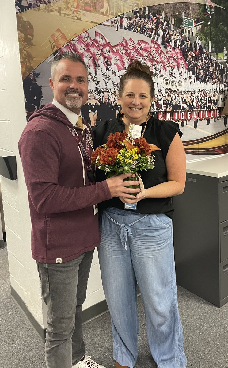 Congratulations to the Niceville High School Educational Support Person of the Year, Ms. Erin Marise!
Erin is a front office secretary who handles payroll, substitutes, School Advisory Council and one million more things…
We appreciate, Ms. Marise!!
GO EAGLES 🦅
