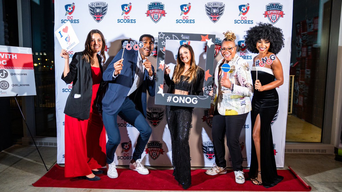 DCSCORES's tweet photo. One Night One Goal photos just dropped and everyone looks ✨AMAZING✨! 👀 Check out the album to relive all the best moments from last week and download your favorite pics. Oh, and don't forget to tag us and use #ONOG when you share! 😉 https://t.co/WgnyyzoY6E https://t.co/vq6KWJWqIn