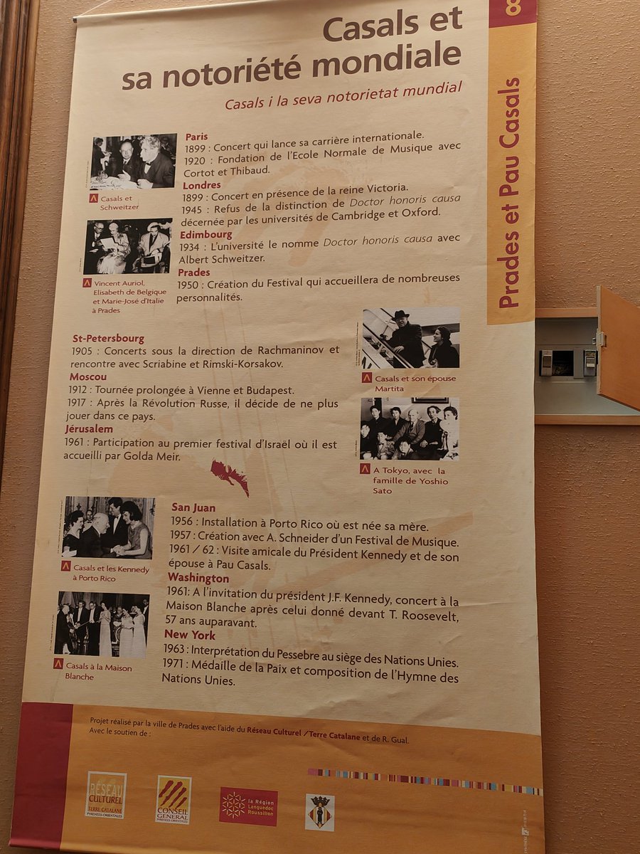 CasalConflent's tweet image. Ara mateix, a la conferència sobre Pau Casals i els #castellers.