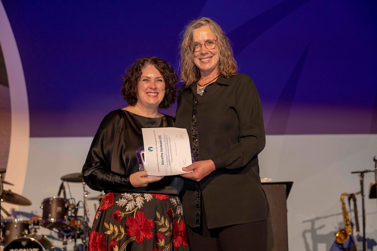 Several IDF awards and prizes were delivered yesterday at the Gala Dinner of the IDF World Dairy Summit 2023 in Chicago, US.

Congratulations to all winners!🎉

🔗 Find our more about the winners: bit.ly/3tBLaXX