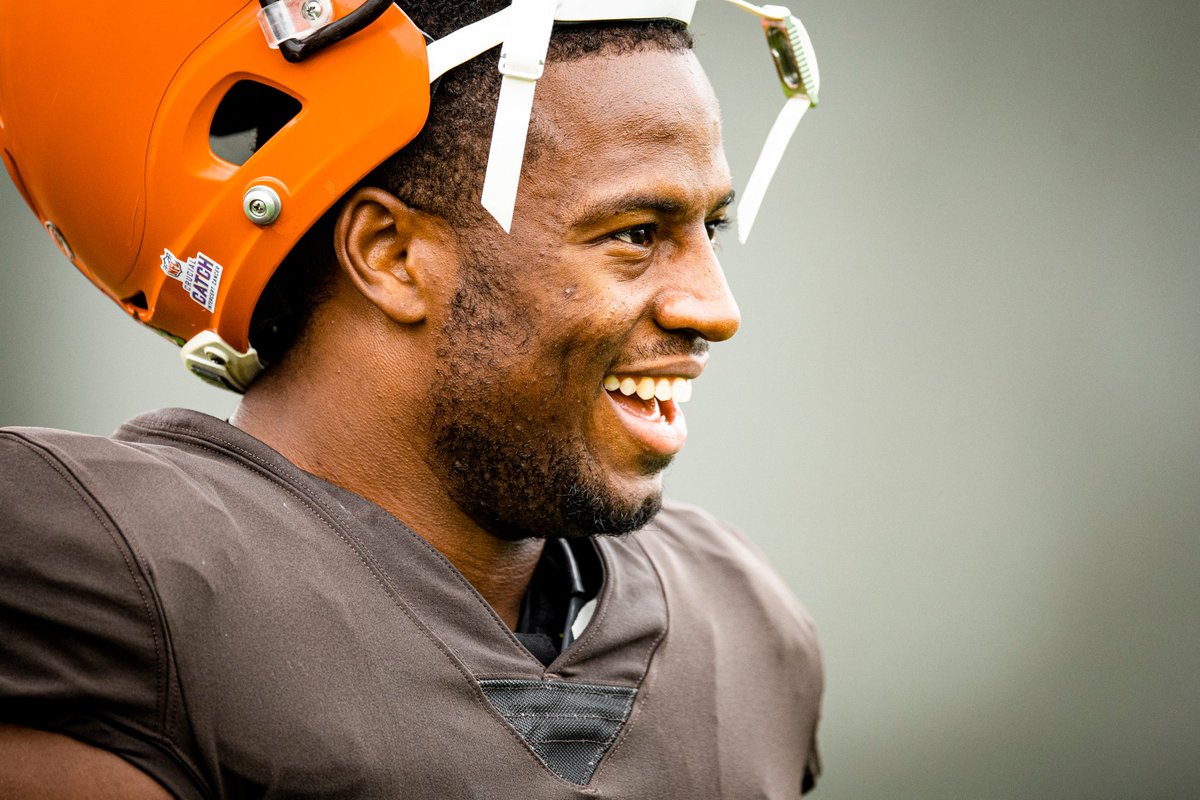 Nick Chubb is back to lifting weights.

Deshaun Watson is back to practice. 

Browns defense put Brock Purdy on his back.

Put the word out there....

WE. BACK. UP. 🔥