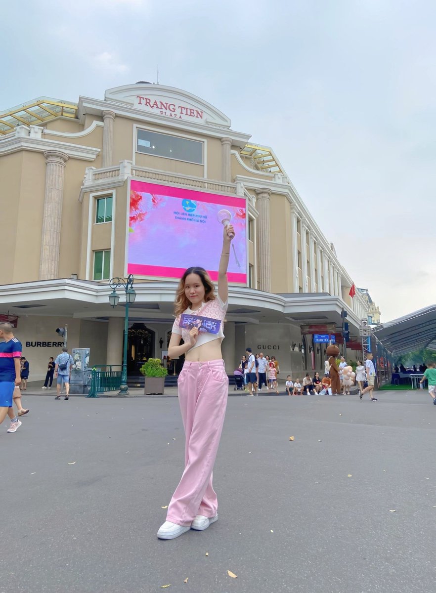 chipevan1020's tweet photo. 🌷祝你20岁生日快乐，希望不仅这次我们一起过生日而且很多多的一些下次我们还在一起过生日哦.

“我已准备好在你身边, 来弥补你应得的一切
我已准备好在你身边, 来做所有你想做的事
我已经准备好来到你身边，用我的一切来爱你”

Bday Wishes To Patrick
#Patrick20thBirthday
@patrick_pppat
#แพทริค https://t.co/HCX26T46Sy