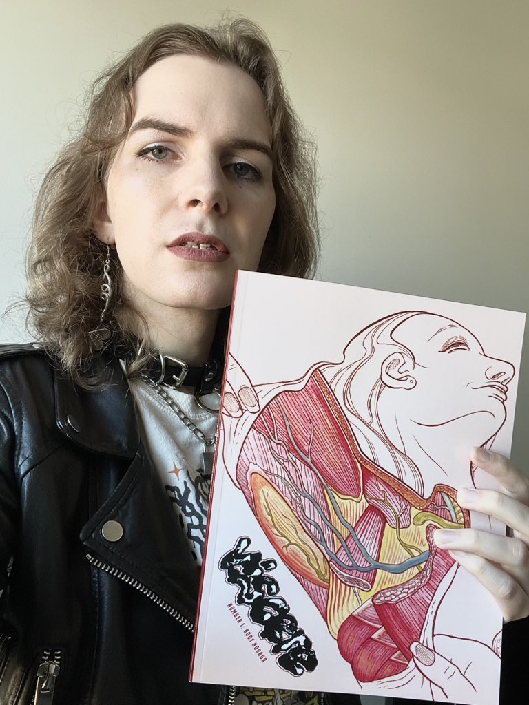 Comix by Chloe™️ tweet media