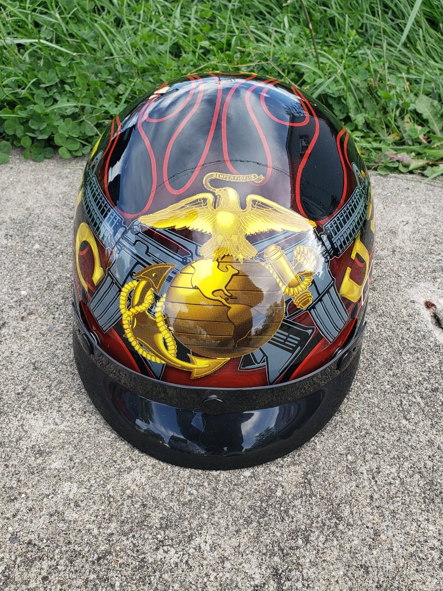 ChrisFr05099879's tweet photo. @TheBellLife  hey I know you all ride i have a Helmet here if you want to make a offer on it https://t.co/fr7wMxpR9r
