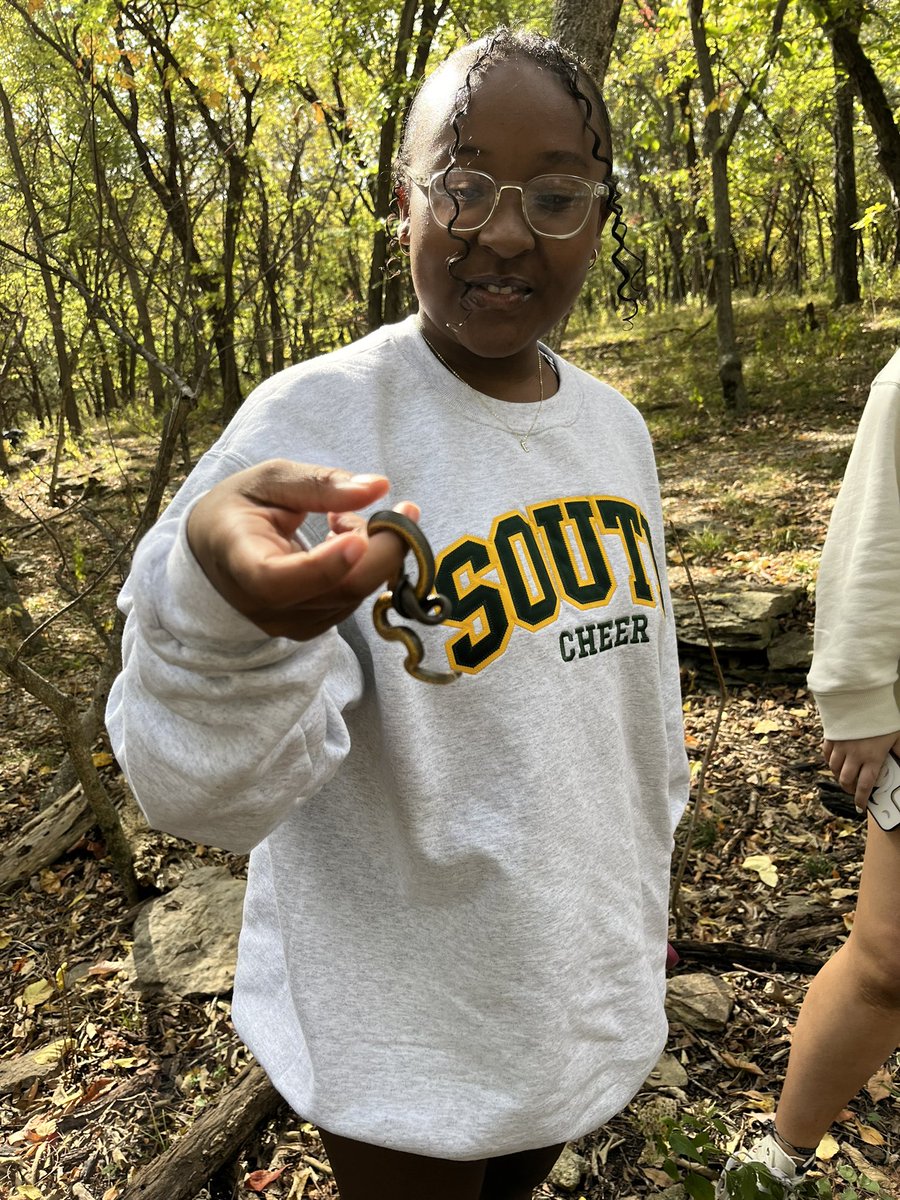 foneberg's tweet photo. @KUFieldStation We found some Herping @smesl_smsd yesterday! https://t.co/0Q7VDCVZ37