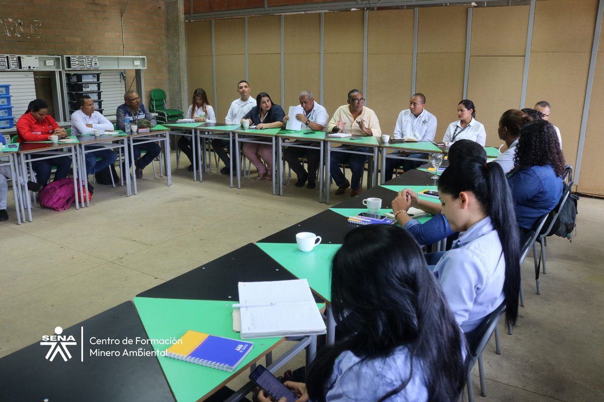 JAIROLEONZAPATA's tweet image. #Noticia  | Hemos desarrollado un desayuno empresarial con el objetivo de fortalecer las alianzas con el sector empresarial en El Bagre, además de dar a conocer nuestro portafolio de servicios.