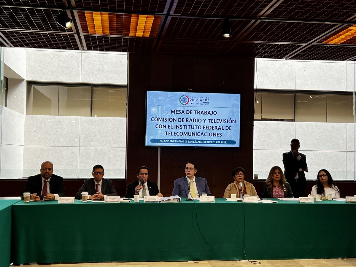 Comisión de Radio y Televisión tweet media