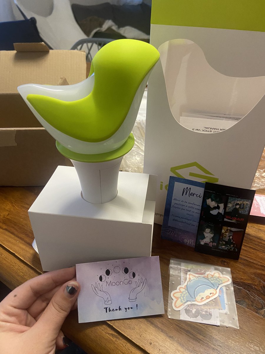 ahgacece's tweet photo. MERCI JE SUIS AUX ANGES 🐥💚#moongoproof @MoonGo_ https://t.co/BdrghyVH5A