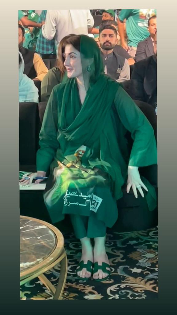 لوگ جلنا نہیں چھوڑے گئے اور انشاء اللہ ہم مسکرانا نہیں چھوڑے 
Madam <a href="/MaryamNSharif/">Maryam Nawaz Sharif</a>