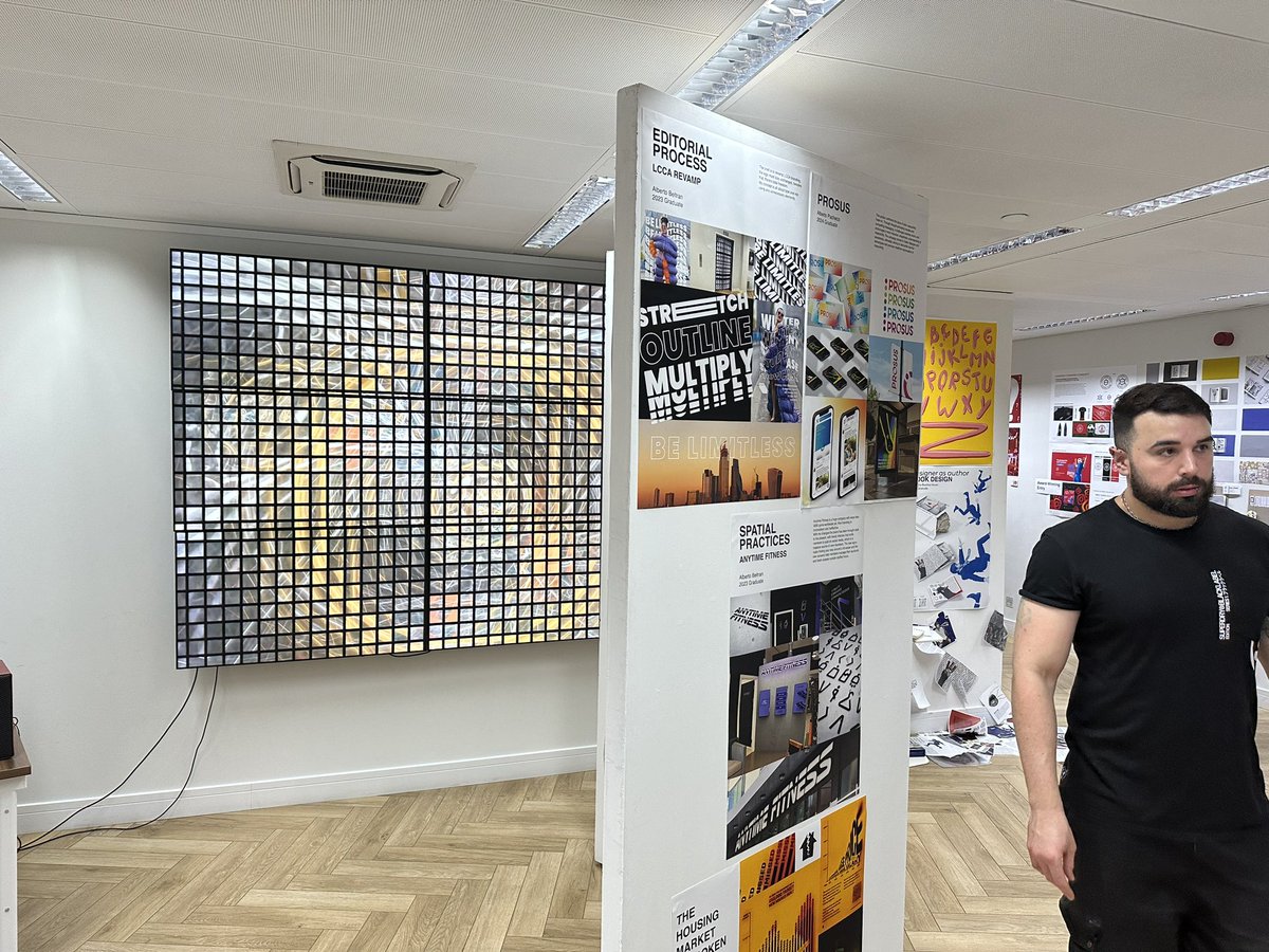 chriswraithRFE's tweet photo. This evening I had the privilege of attending Immerse @LCCAUK an exhibition of work by  graphic design students. A celebration of fantastic work. Well done to all students. @UniCreativeArts https://t.co/DivC5PQfol