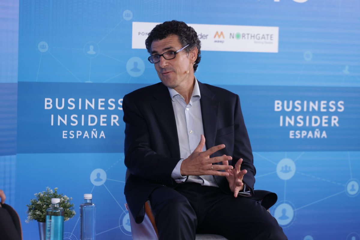 BIEspana's tweet image. 🔴 #MobilityTalks | ¿Están a salvo nuestros datos?

🗣️ Felipe Jiménez (INSIA - UPM): "En cualquier ámbito donde hay ordenadores conectados, nuestros datos son atacables, pero se están poniendo medidas".

En directo: youtube.com/watch?v=Wt4xYD…