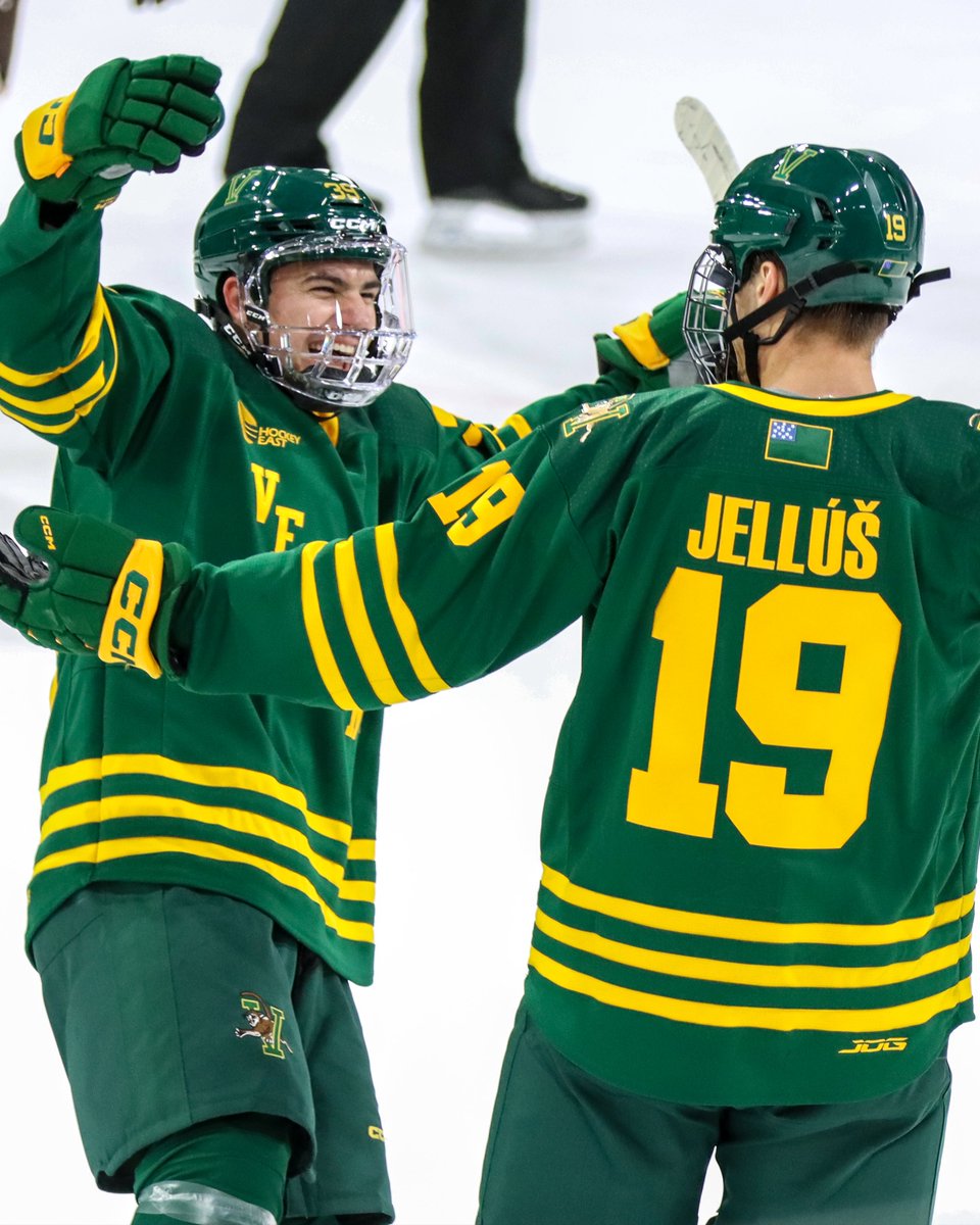 #NCAAHockey Men's Top Shots of the Week 📸🏒