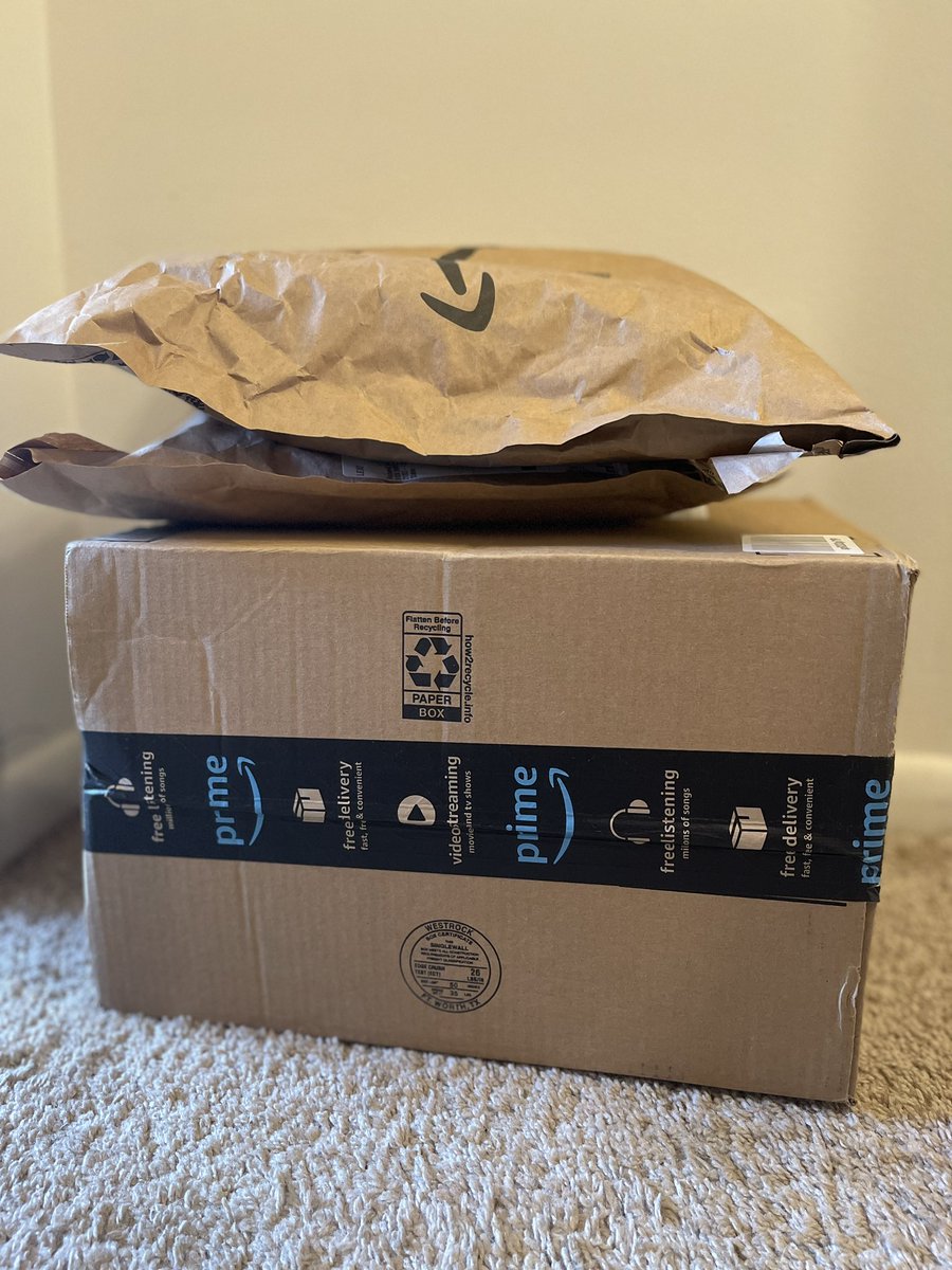 soley_sweet's tweet photo. A fan got me some gifts for the colder season among us. I wonder what could be inside? https://t.co/ntpCxJOg8w