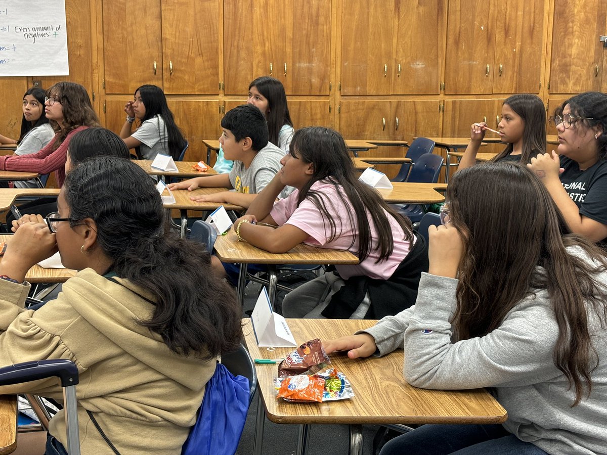 Angelica tweet media