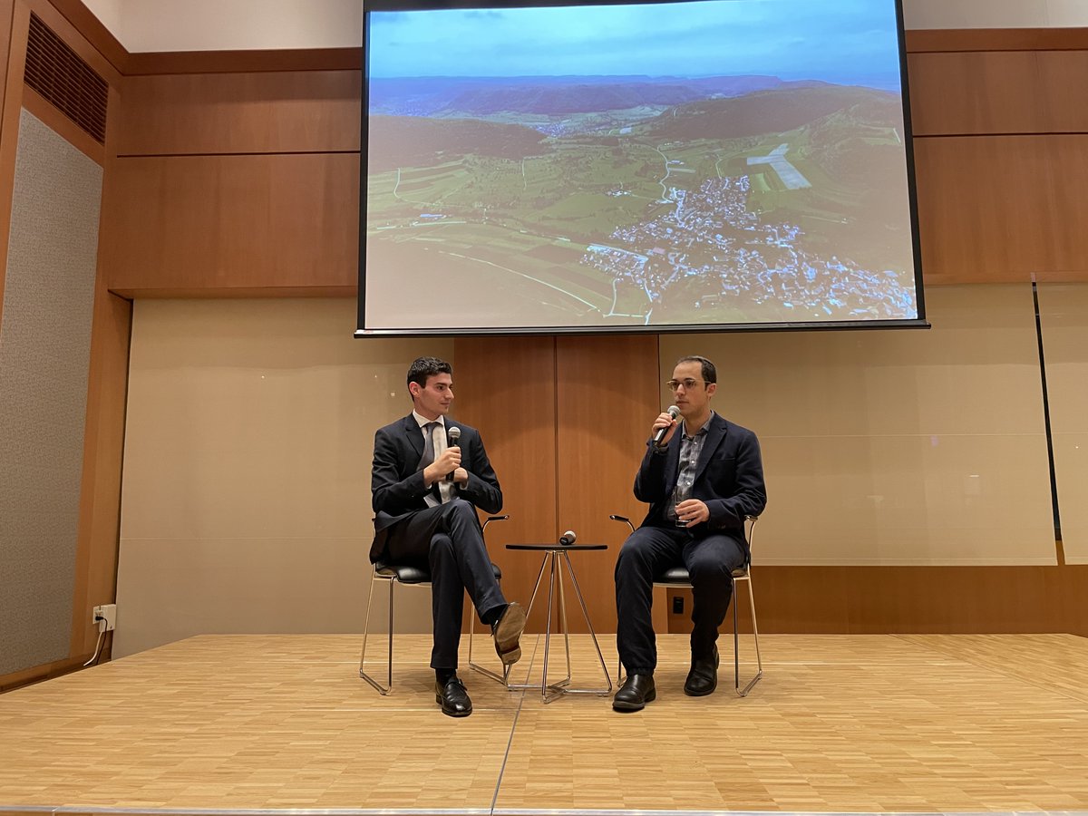 A big audience of recently naturalized Jewish German citizens came to learn about the modern state of Germany and its current politics, culture, and academic opportunities. It was a particular honor to hear from a German Rabbinical student about German-Jewish life in 2023.