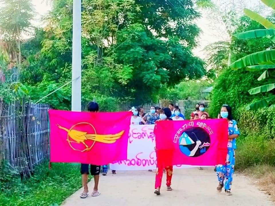 An anti-coup revolutionary protest in a village from Sagaing region.

#2023Oct19Coup #WhatsHappeningInMyanmar