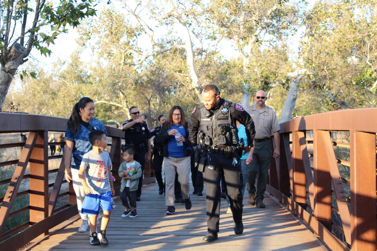 Don’t forget! 

Join us and our community partners including LARPD, @Livermoreschool @CityofLivermore @LivLibrary TONIGHT (Thursday, Oct. 19) for “Unity Walk with Cop” in beautiful Sycamore Grove (Wetmore entrance) at 5:30 p.m. 

It’s a leisurely walk for all skill levels as we