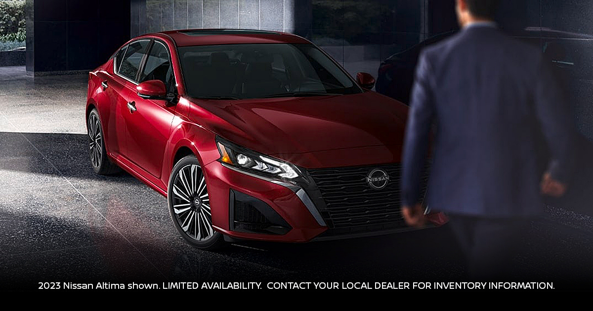 NissanUc's tweet photo. Business in the front, party behind the wheel. https://t.co/HaWOOTnsWD