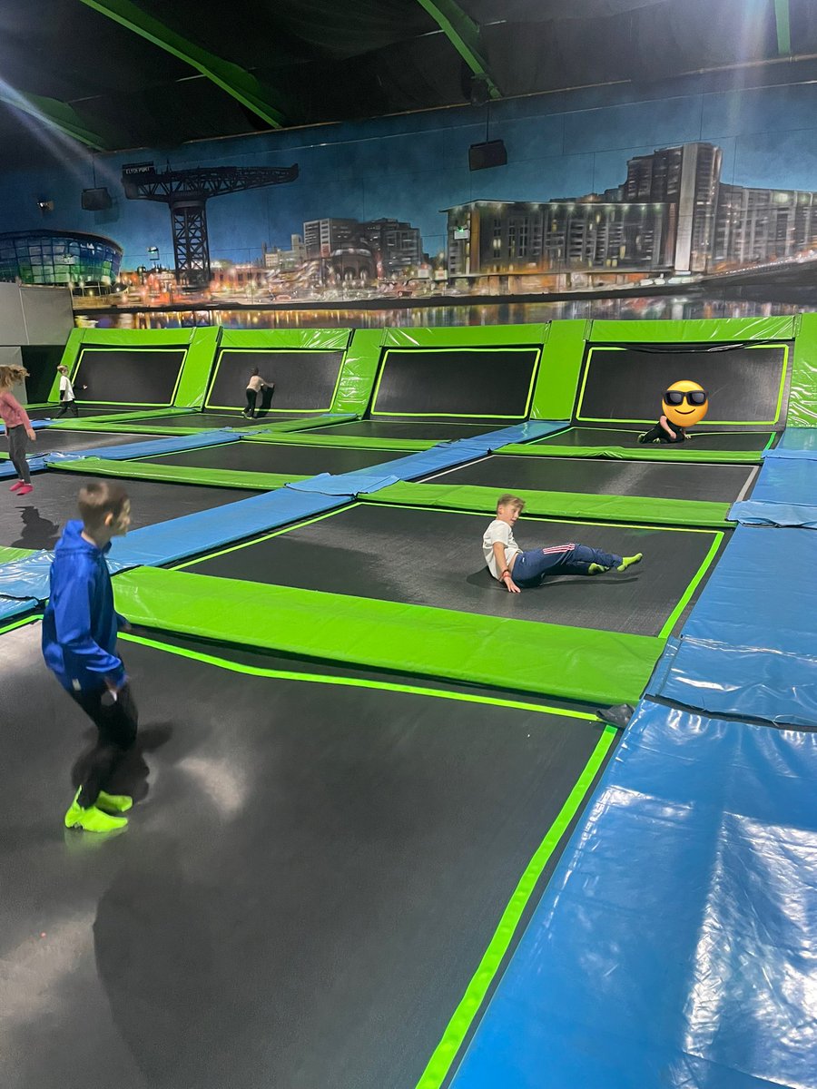 JamieMcM99's tweet photo. Great way to end our @WSSPartners October Programme with a day @flipoutglasgow. Big thanks to everyone involved and already looking forward to the next one💙

#HubInTheCommuity💙 
#TeamWhitehill🏆 
@jamie57539237 
@WhitehillSec https://t.co/RIJsJXV9z1