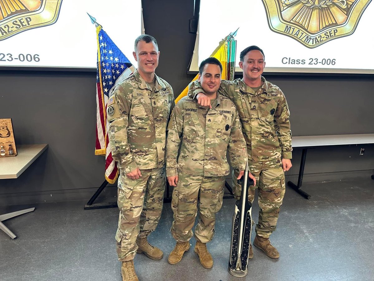 11ArmoredCavReg's tweet image. Our Troopers from the Regiment have achieved remarkable milestones this past week! We congratulate them for their progress and making the Regiment proud. SSG Gabriel Lopez and SSG Anthony Serio are now Master Gunners! 1st Lieutenant Jason Greene has graduated from Ranger School!