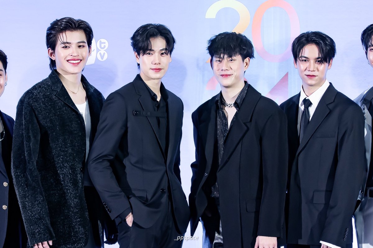 _ppspace's tweet photo. จะเปนยังไงน้า ตื่นเต้นรอดูแน้ว

#WeAreSeries
#GMMTV2024PART1 #ปอนด์ภูวินทร์ #ppnaravit @ppnaravit #phuwintang @phuwintang https://t.co/sQdiprprNd