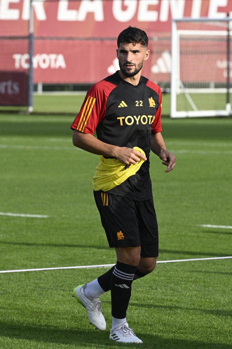 AS Roma tweet media