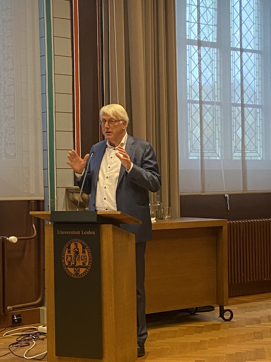 Ab de Jong (@ab_jong) on Twitter photo Wim Drees bij het symposium bij <a href="/LeidenReligion/">Religious Studies Leiden</a> over zijn nieuwe boek “Denken over geloven” over de geschiedenis van de leerstoel Godsdienstwijsbegeerte in Leiden van begin (1877) tot het einde in 2014. Met <a href="/ab_jong/">Ab de Jong</a>, Arie Molendijk, Marcel Sarot en Christa Anbeek. Wim Drees bij het symposium bij <a href="/LeidenReligion/">Religious Studies Leiden</a> over zijn nieuwe boek “Denken over geloven” over de geschiedenis van de leerstoel Godsdienstwijsbegeerte in Leiden van begin (1877) tot het einde in 2014. Met <a href="/ab_jong/">Ab de Jong</a>, Arie Molendijk, Marcel Sarot en Christa Anbeek.