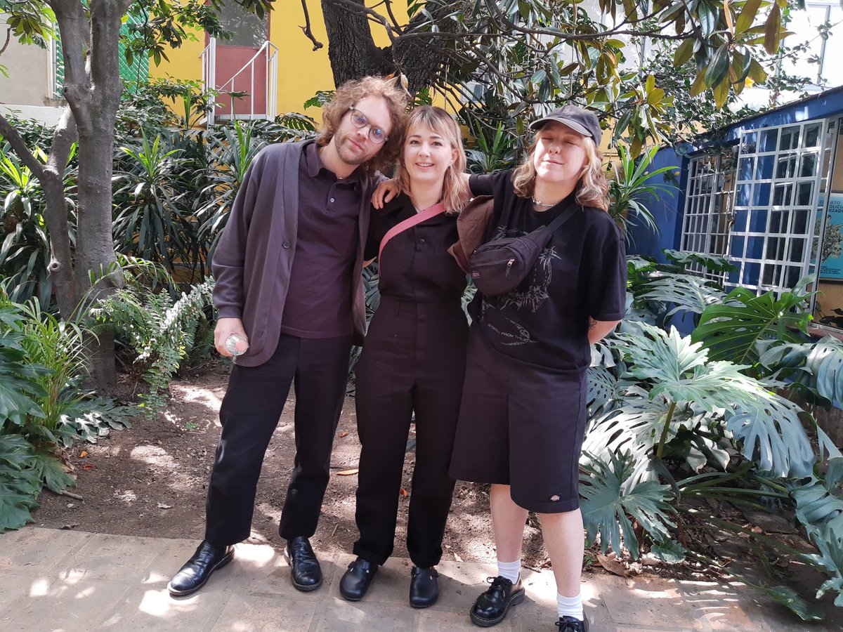 ✨🎶 ¡No se pierdan a YUMI ZOUMA hoy en el <a href="/ForoIndierocks/">Foro Indie Rocks!</a>! 🎶✨ 

Y gracias por venir a <a href="/DiaDePerrosFM/">DiaDePerros</a>. 💗