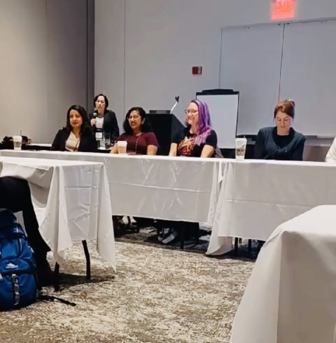 DRCLAUDIAMTZ1's tweet photo. Today, I presented with my WIDA Fellows and had the pleasure of seeing Dr. Baker, the GADOE ESOL Regional Specialist. #WIDA2023 #ntmsmultilingualprogram #TheWarriorWay 🤓❤️ https://t.co/5ML3IRG9Pa
