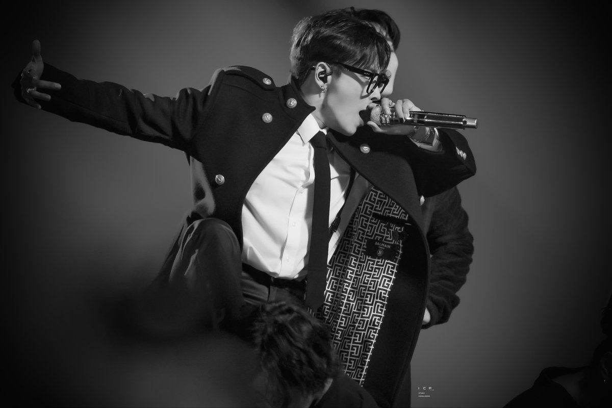 231015 MCD 엠카 파리
MCOUNTDOWN in Paris 🇫🇷HQ 

HONGJOONG❤️‍🔥🏴‍☠️

#ATEEZ #에이티즈 #HONGJOONG 
#홍중  #김홍중