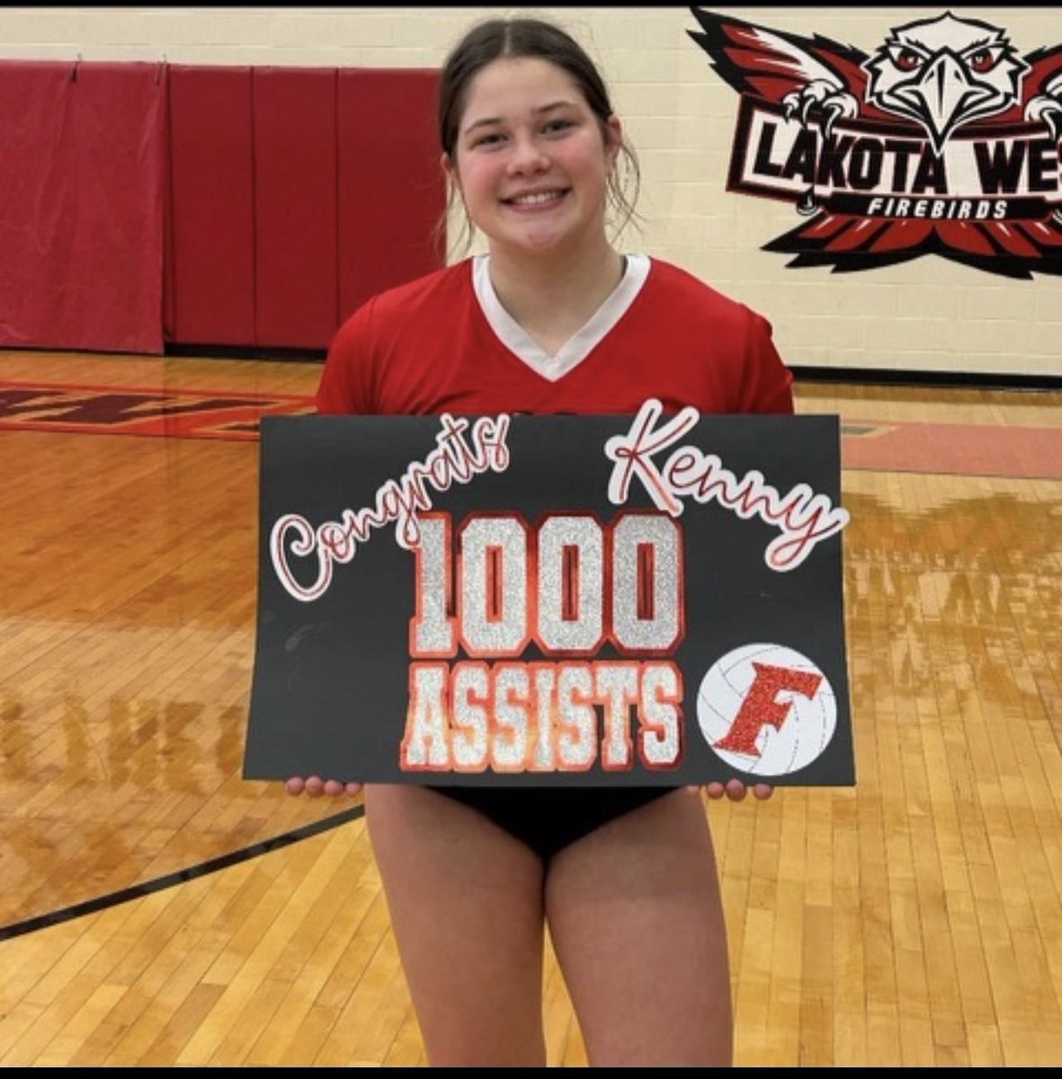RonnieGrandison's tweet image. OPVC 16-1’s Kennedy Ostendorf reached 1000 career assists as a sophomore !! What an accomplishment that we are so proud to celebrate 🫶🏼🥳 #opvc #513volleyball #playoffseason @ohiopremiervc