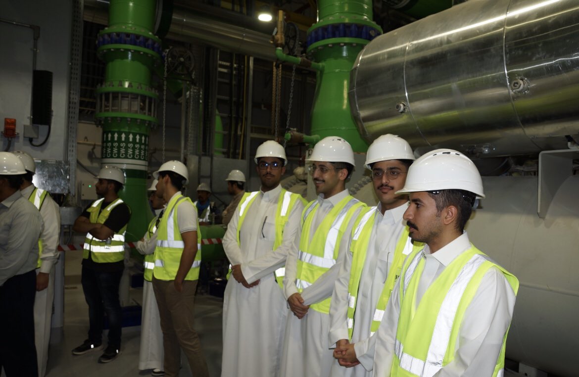 PMU_SPE's tweet photo. PMU SPE  student chapter organized a field trip to @Ammad Business Park. Attendance obtained an opportunity to experience one of the most prominent establishments in the kingdom to foster innovation through an energy and engineering hub in Dhahran. https://t.co/H7k60tmSnb