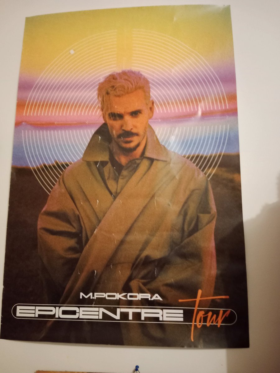 manu44700's tweet photo. Je viens d' accrocher mon poster dans ma chambre vivement le 14 juin 2024 
Nouvelle date Nantes pour racheter des posters des 20 ans de carrière il faut que fasse ma collection épicentre tour  mon ange Matt. 
@MPokora #thierrysaid 
❤️🙏⏳😍🫶 https://t.co/DDXwzG2rfl