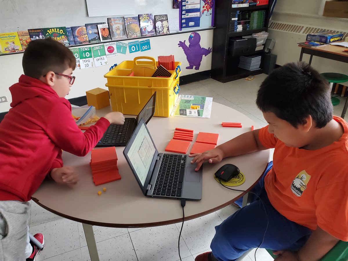 A little hands on math mixed with digital math = success!
<a href="/LakeMelvilleLab/">Lake Melville School</a> @LorinaSpurrell