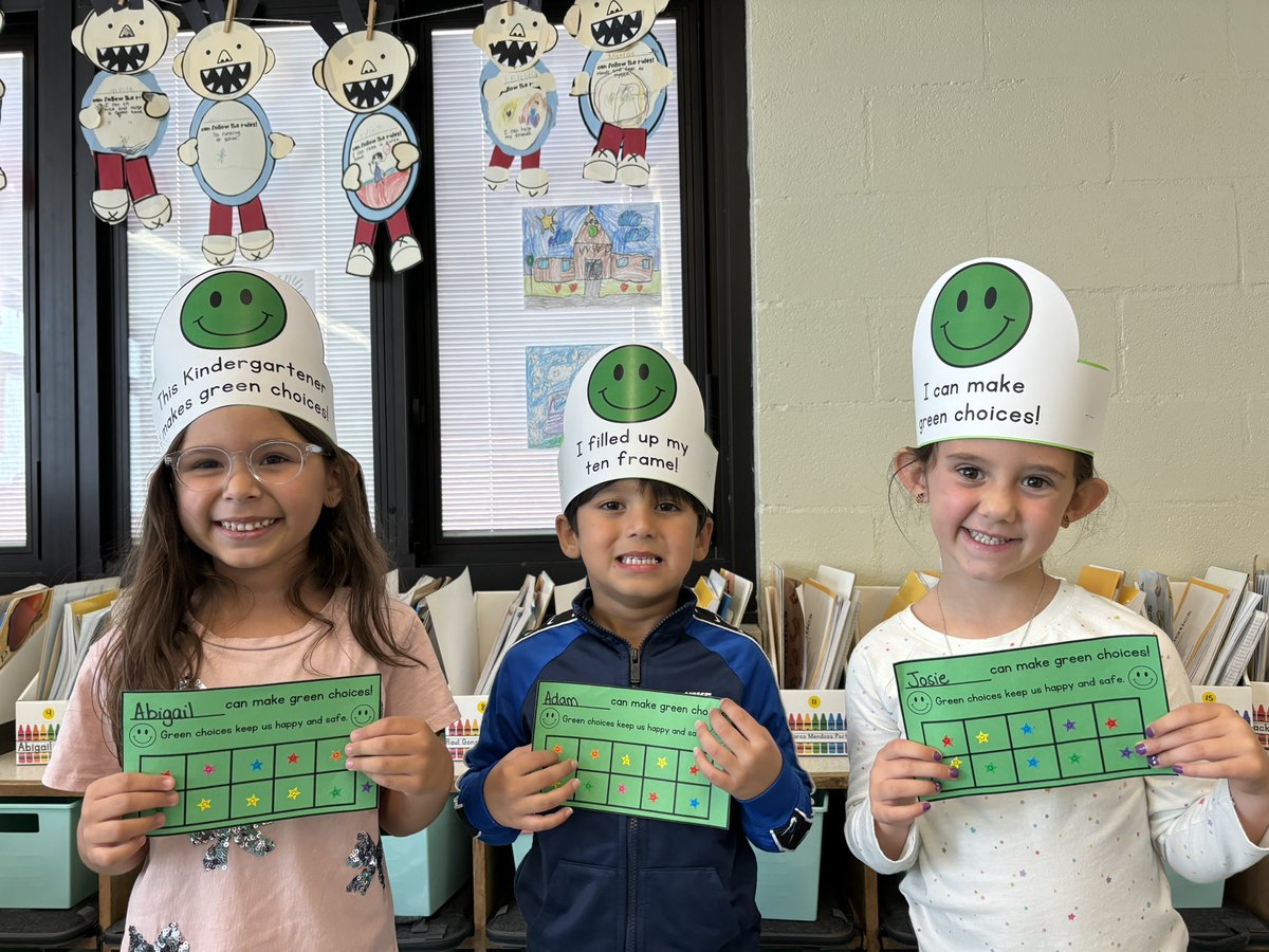 Woohoo! This class makes green choices💚🌟