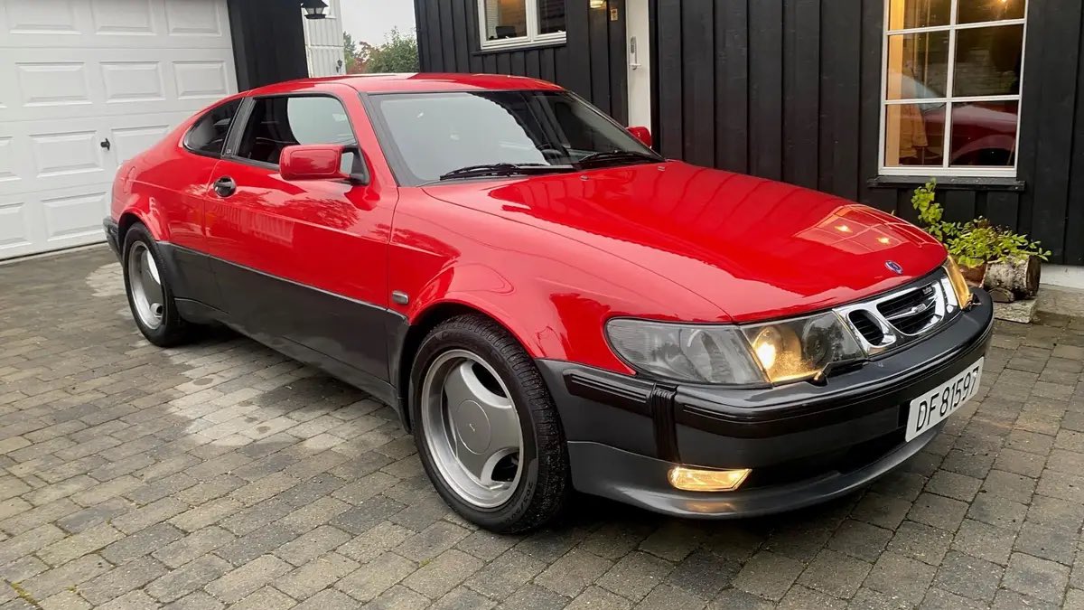 AzmSchenk's tweet photo. …the most beautiful Saab! 🇸🇪 https://t.co/0VFOm887tV