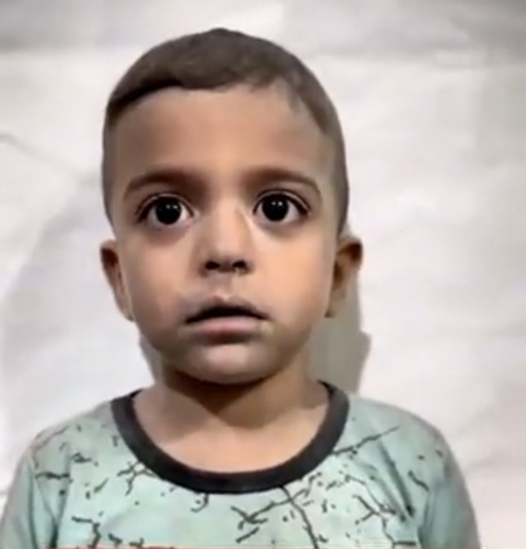 mistymui_'s tweet photo. These are who you are calling a terrorist.
These are the lives being taken away.
This is innocence.
Stand with them🇵🇸🇵🇸
#FreePalestin #PalestinianGenocide #PalestineWillBeFree #PalestineGenocide https://t.co/j3EEQvH9a2