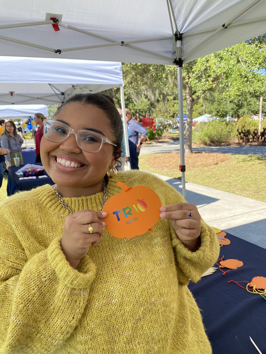 trioarmstrong's tweet photo. TRIO loves Celebrate! 🎉
Come join in the fun at the Residential Plaza from 11 AM - 3 PM Today!
#TRIOWorks #TRIOStudentSupportServices #HailSouthern #TRIOEagles #workshops #CelebrateTogether2023 https://t.co/PwmuVM1DIv