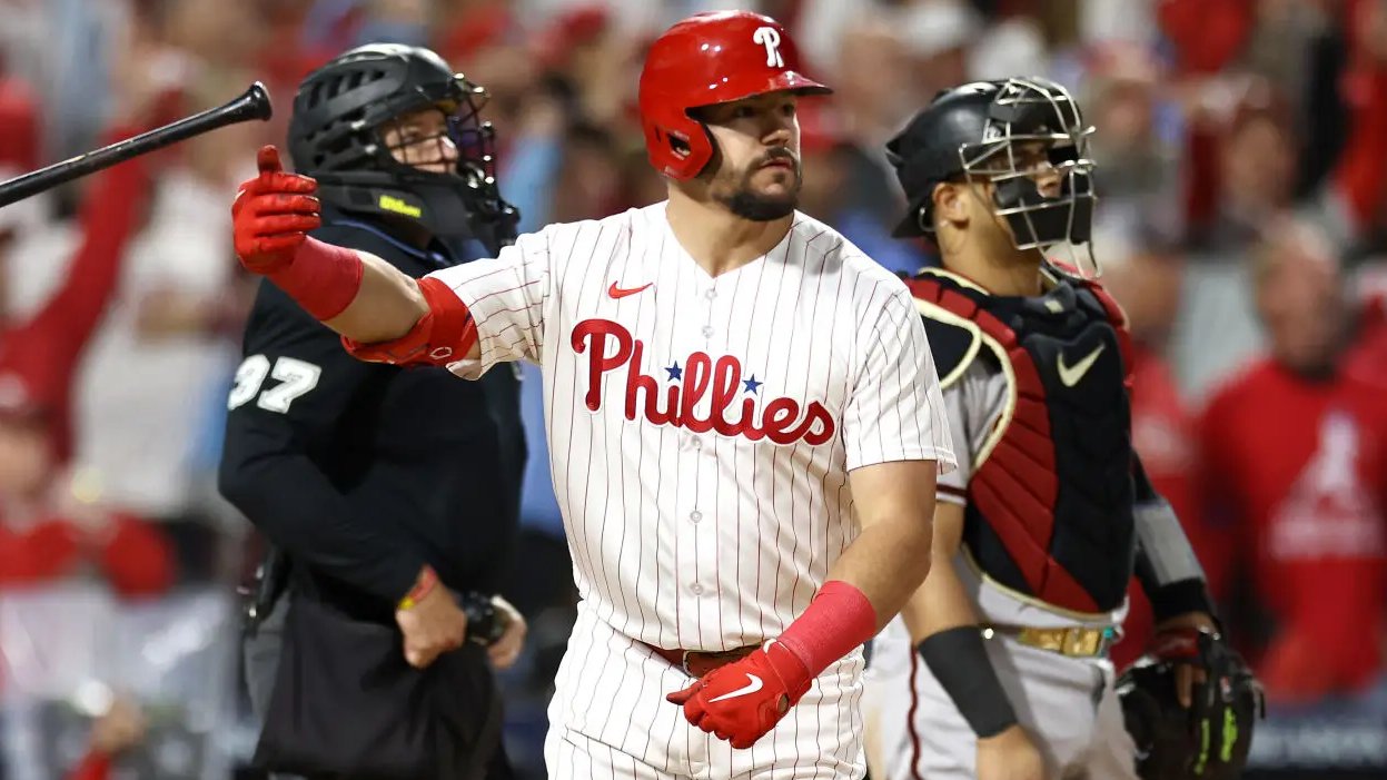 StatsCentre on X: Most regular season/postseason home runs hit by a  @Phillies player in one year: 58- Ryan Howard (2006, no PS) 52- Kyle  Schwarber (2022) 51- Howard (2008) 50- Schwarber (2023