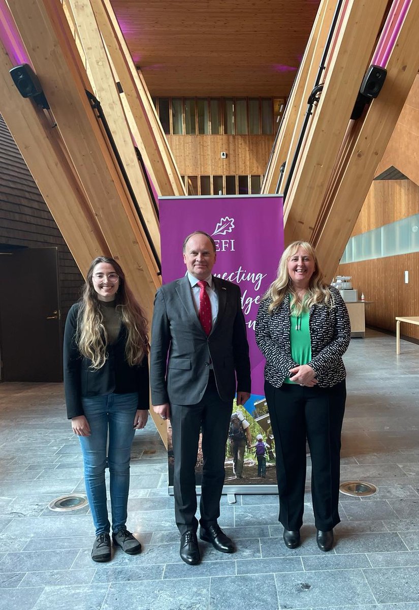 HPuelzl's tweet image. Today we had a visit from the #lithuanian ambassador H.E. Mr Giedrius Kazakevičius 
@LTembassyFI 

It was a true pleasure to introduce EFI @europeanforest  and talk about #policySupport &amp;amp; #climateSmartForestry