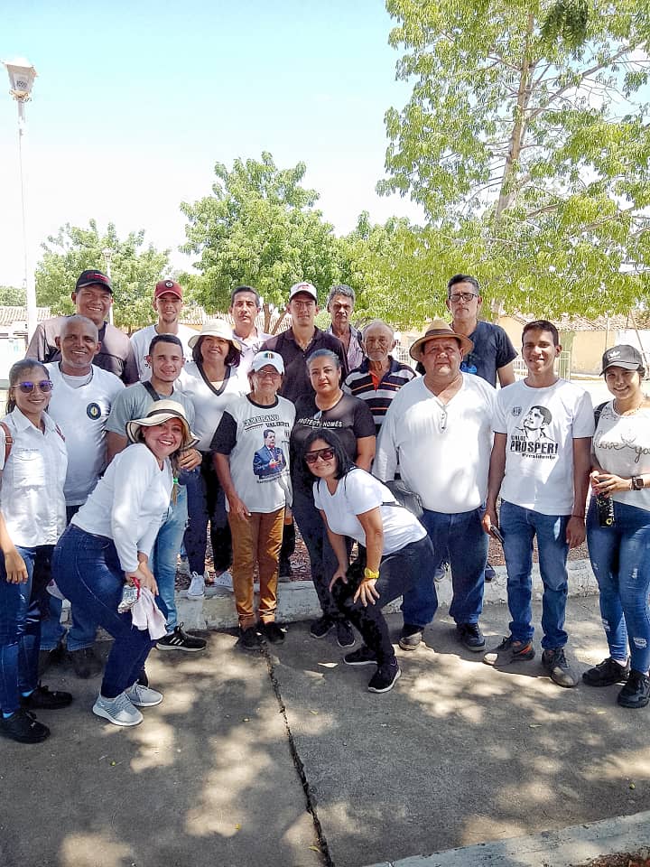 ADOrg_torres's tweet photo. #19Oct | Desde la población de Aregue, Parroquia Chiquinquirá, equipo de @ADemocratica en torres llevando la Candidatura de @prospericarlos este #22OCt. 

¡Venezuela rumbo a la Prosperidad! https://t.co/mZqIU4WYen
