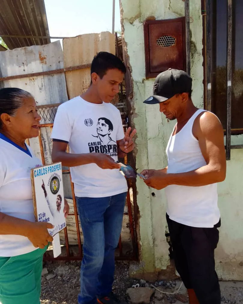 ADOrg_torres's tweet photo. #19Oct | Desde la población de Aregue, Parroquia Chiquinquirá, equipo de @ADemocratica en torres llevando la Candidatura de @prospericarlos este #22OCt. 

¡Venezuela rumbo a la Prosperidad! https://t.co/mZqIU4WYen