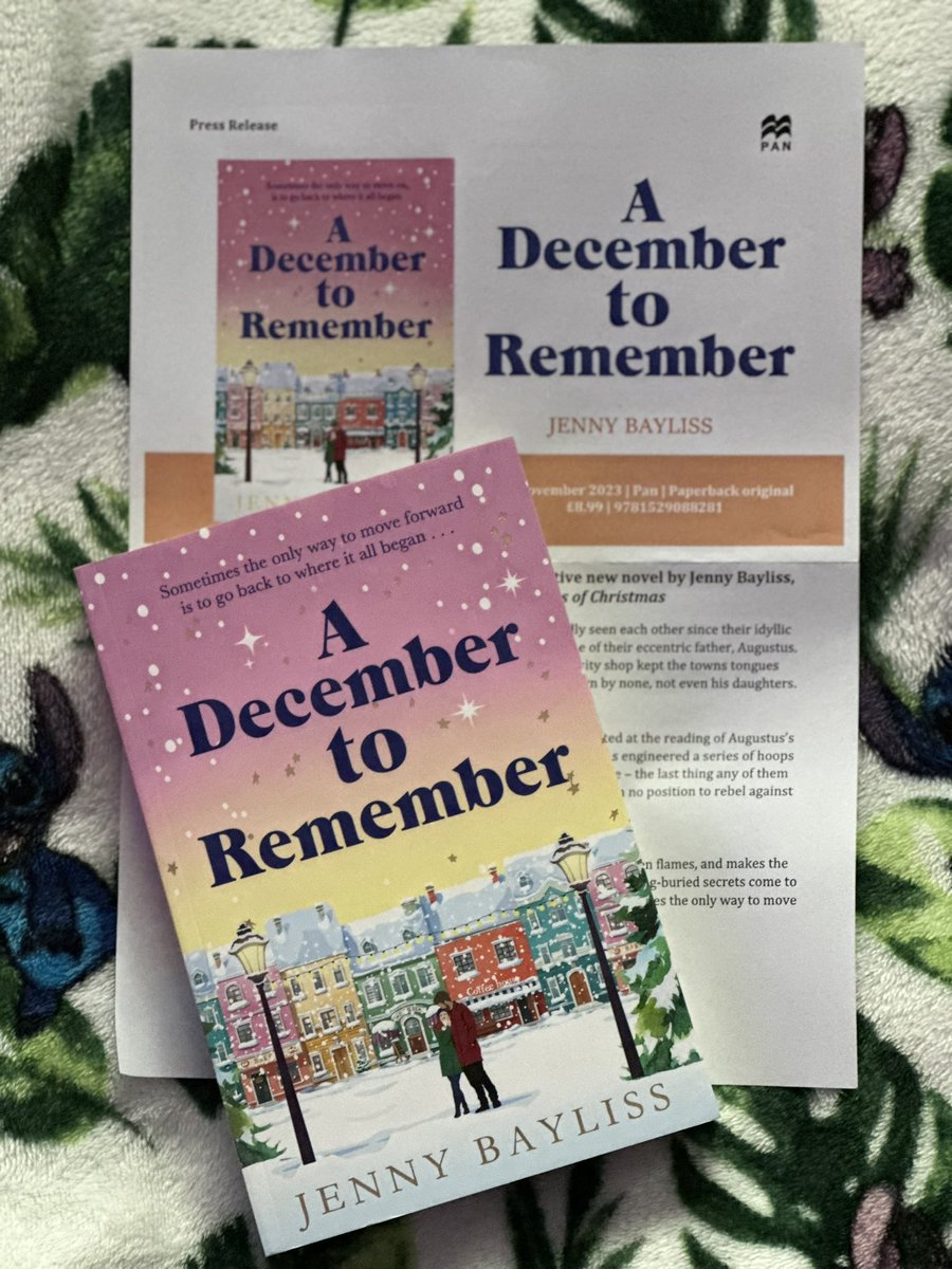 📚📮 #BookPost 📚📮

Some more #festivefeels today with the arrival of #ADecemberToRemember by @BaylissJenni 🎄🎅🏻❤️

Thank you to @chlodavies97 @panmacmillan for my copy, looking forward to being part of the blog tour in November

#BookTwitter #festivereads #blogtour