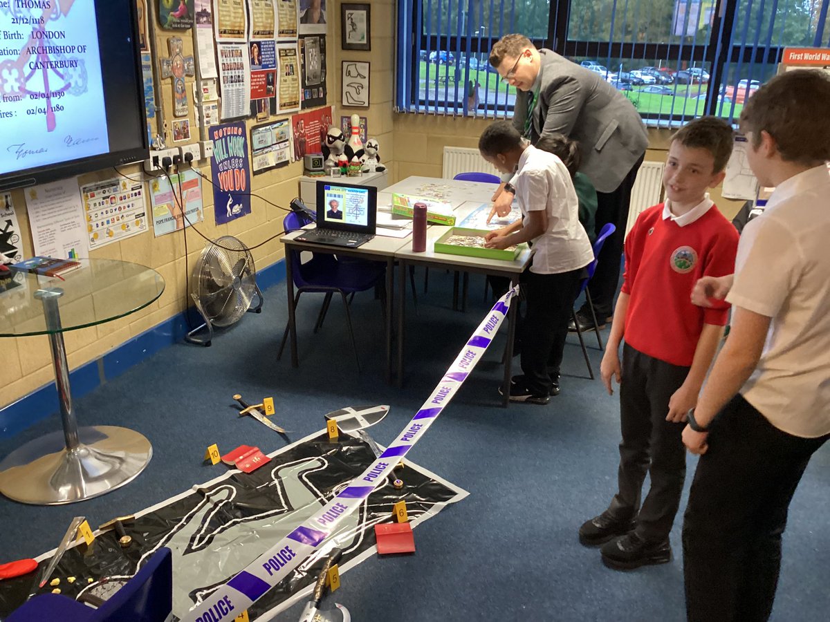 StIlltydsCHS's tweet image. Everything from quizzes to netball to Whodunnit- activities for all at our open evening this evening. #openevening2023