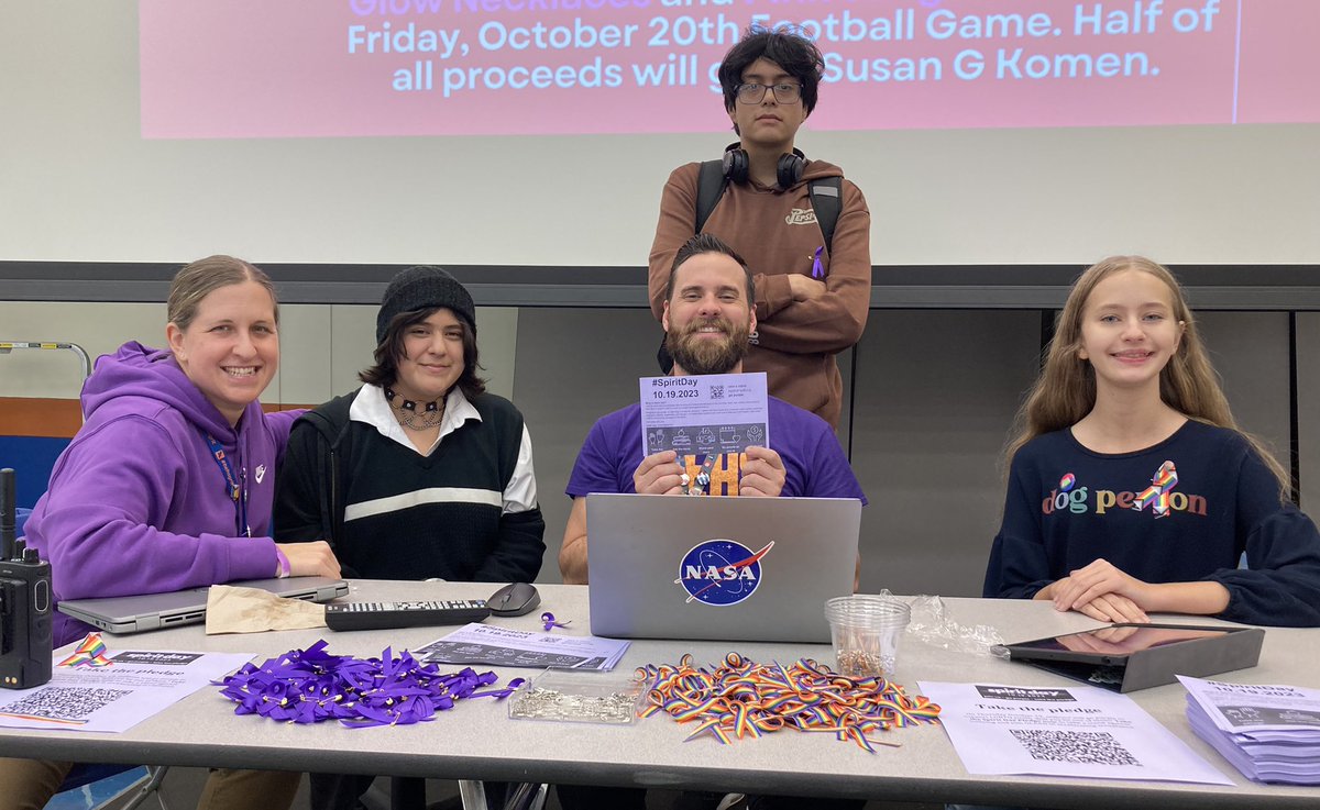 Our club members are set up in the @HEHSHawks cafeteria passing out rainbow and purple ribbons to spread awareness for #SpiritDay to stand against bullying with <a href="/glaad/">GLAAD</a>!