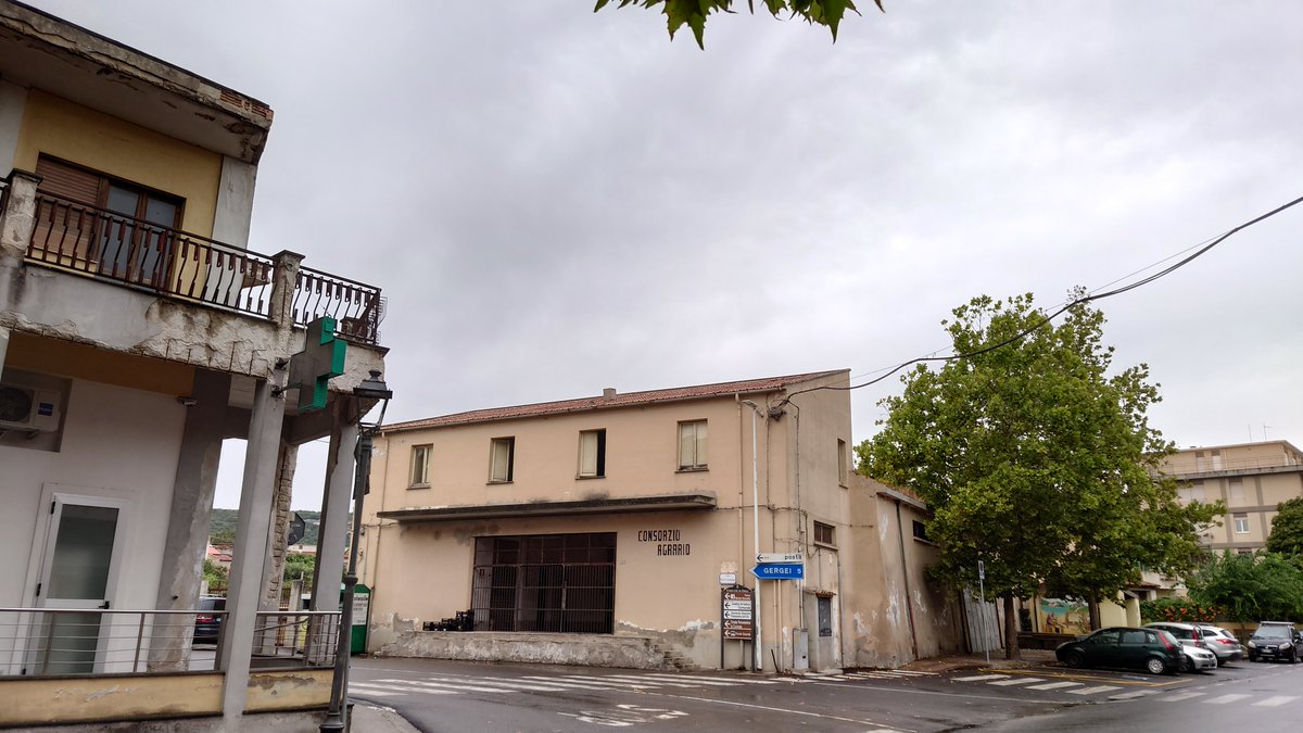 ItalyWith's tweet photo. Isili, Italy 🇮🇹
#tft #goodmorning #italy #buongiorno #italia #thephotohour #journey #traveller #sardinia #sardegna #architecture #traveler #travel #streetphotography #stormhour #isili https://t.co/byMTOXGjJV