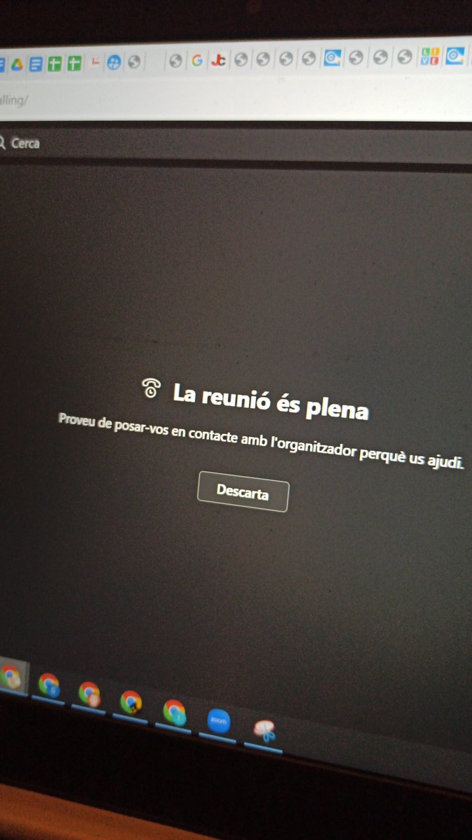 marc_pique's tweet photo. @educaciocat @canaluniscat Algú pot arreglar aquest desgavell? Reunió de coordinació de les PAU de Matemàtiques i matemàtiques CCSS plena... https://t.co/YIimWKs29t